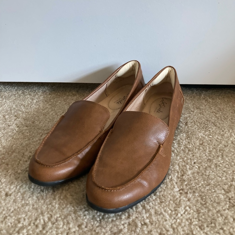 Life strife Womens Loafers